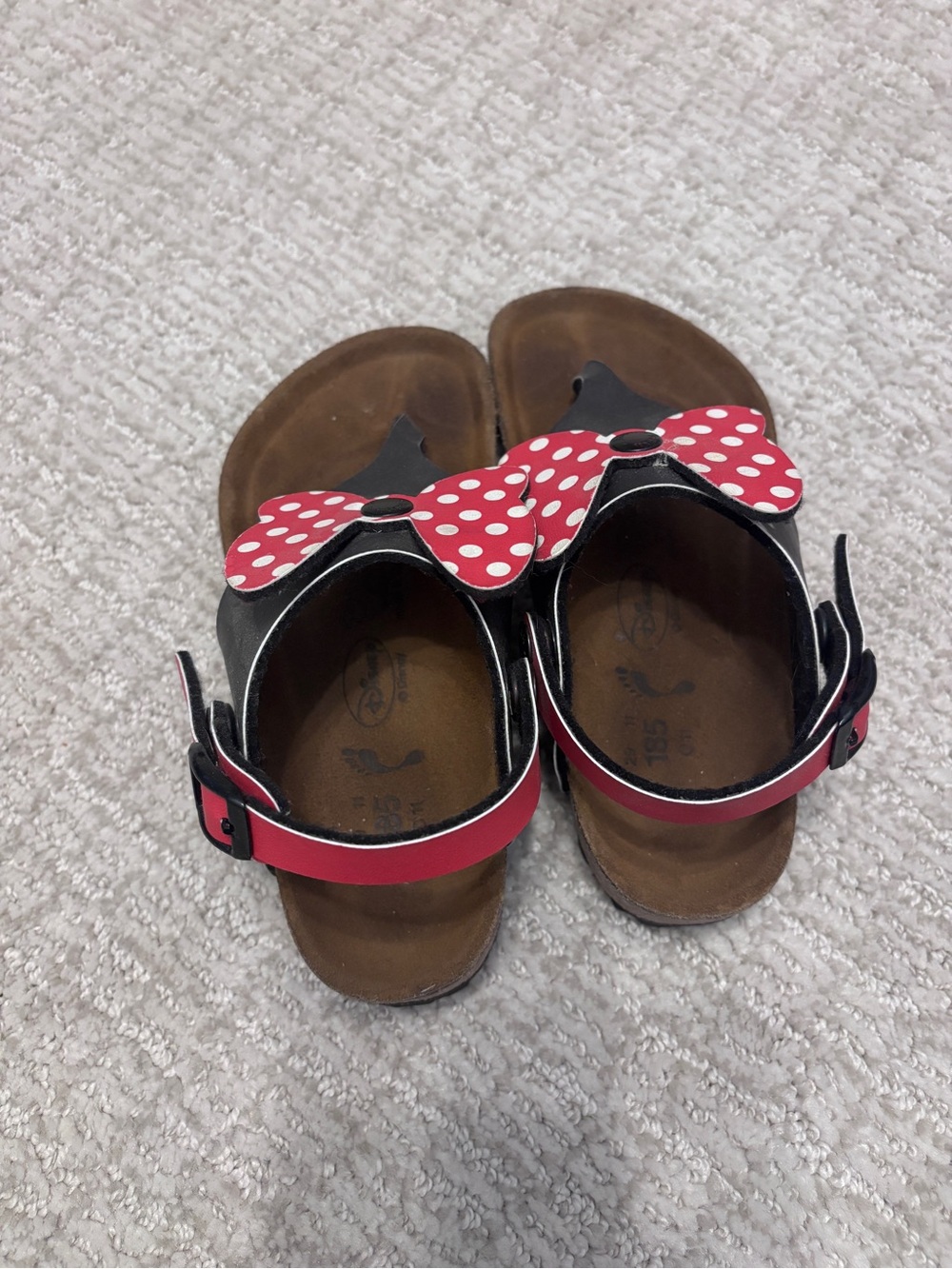 RARE Disney Minnie Mouse Youth Birki’s by Birkenstock Red Polka Dot Bow Sandal - Picture 3 of 7